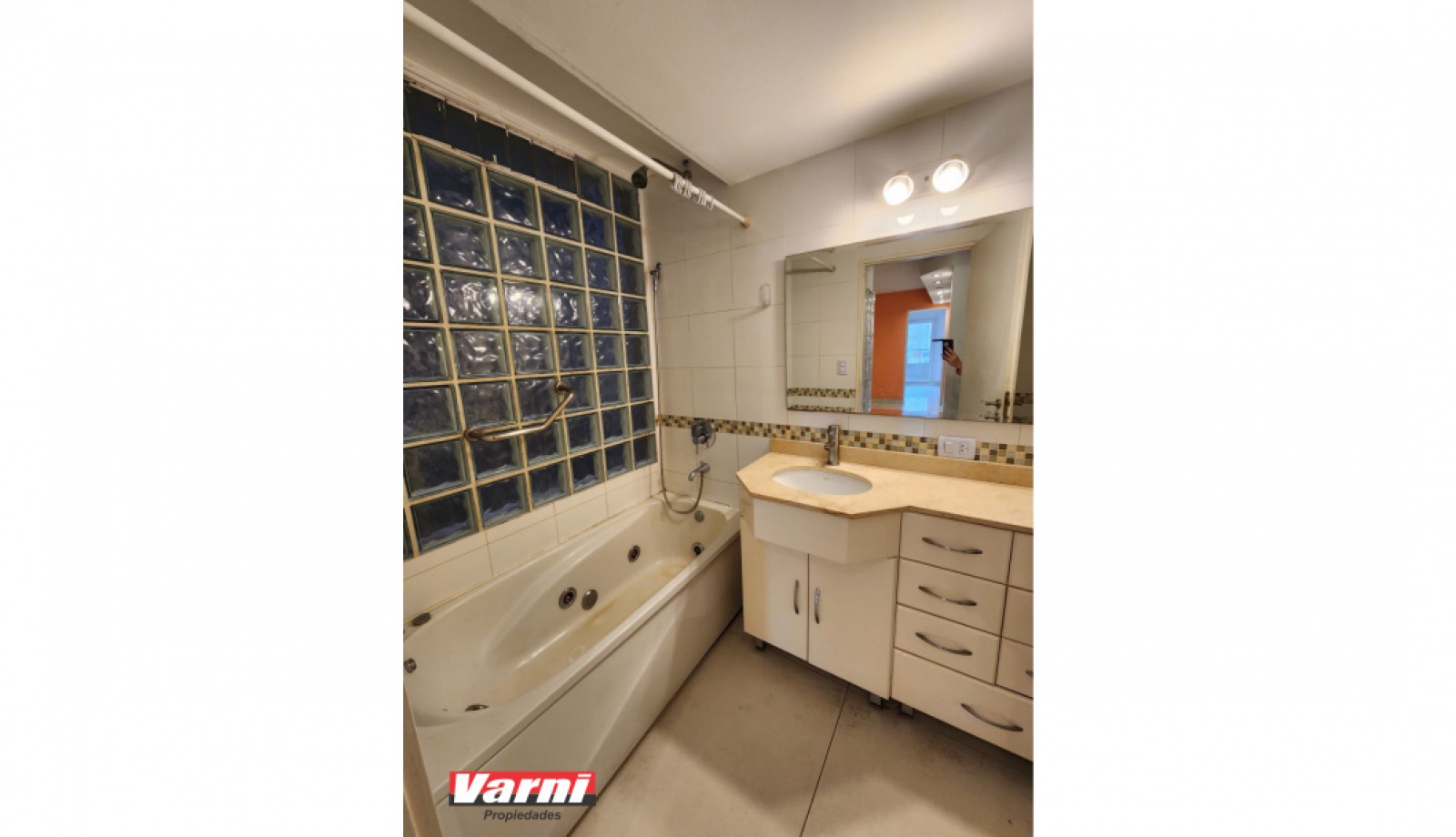 Av. Corrientes y S.De Bustamante, Almagro, Buenos Aires, 1 Dormitorio Habitaciones, ,1 BañoBathrooms,Departamento,Venta,Av. Corrientes y S.De Bustamante,1243