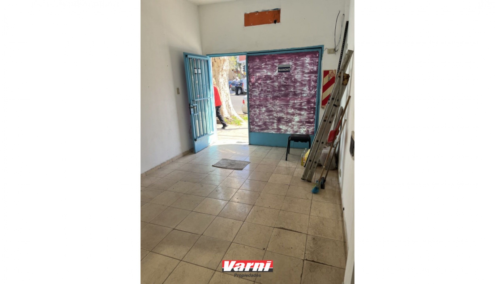 Av. Mosconi y Argerich, Villa Pueyrredón, Buenos Aires, ,1 BañoBathrooms,Local,Alquiler,Av. Mosconi y Argerich,1244