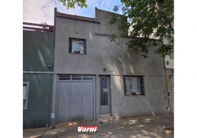 Emilio Lamarca, Villa Devoto, Buenos Aires, 1 Dormitorio Habitaciones, ,1 BañoBathrooms,PH,Venta,Emilio Lamarca,1263