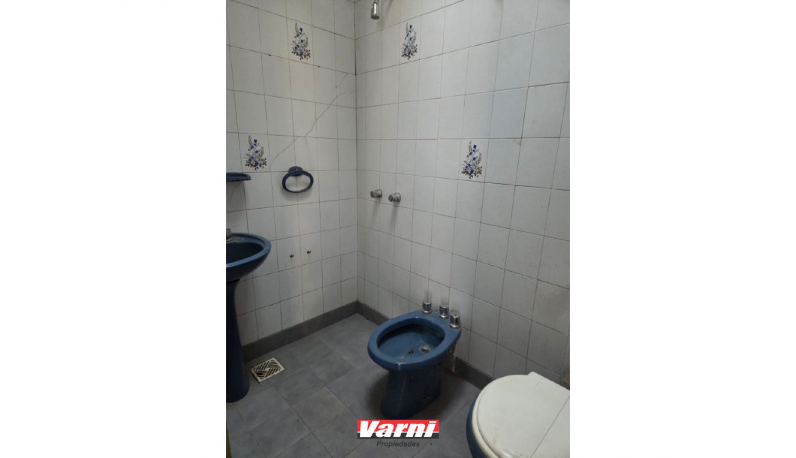 República De Israel y Monteagudo, Villa Lynch, Buenos Aires, ,1 BañoBathrooms,Galpón,Alquiler,República De Israel y Monteagudo,1267