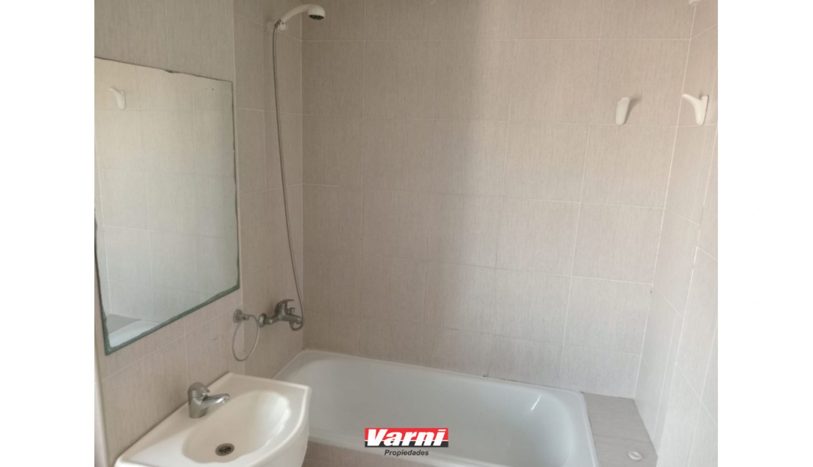 G. Mistral y Av. Nazca, Villa Pueyrredón, Buenos Aires, ,1 BañoBathrooms,Departamento,Alquiler,G. Mistral y Av. Nazca,1296